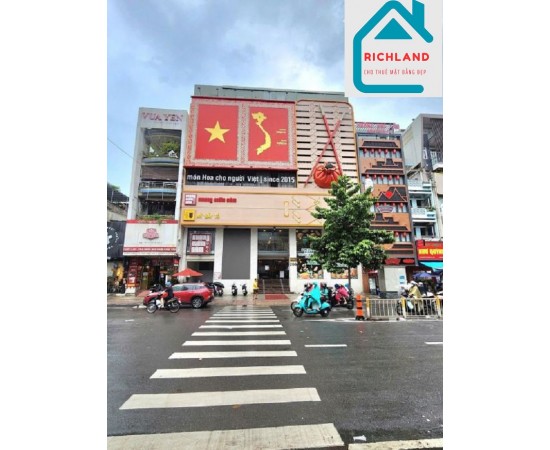Cho Thuê Toà Nhà Mặt Tiền: 200 Nguyễn Tri Phương, Phường 04, Quận 10, TPHCM- Giá: 900 triệu / tháng