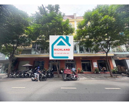 Cho thuê nhà  63-65-67-69-71 Trương Định, P.Bến Thành, Quận 1. - Giá cho thuê: 35.000$