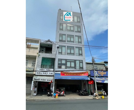 Cho thuê nhà mặt tiền 60-60A Phạm Văn Bạch, P.15, .Q.Tân Bình. Giá 65 Triệu