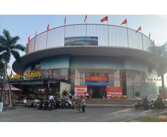 CHO THUÊ MẶT BẰNG : 107 Nguyễn Văn Linh, Quận 7. Giá thuê : 150 triệu/tháng
