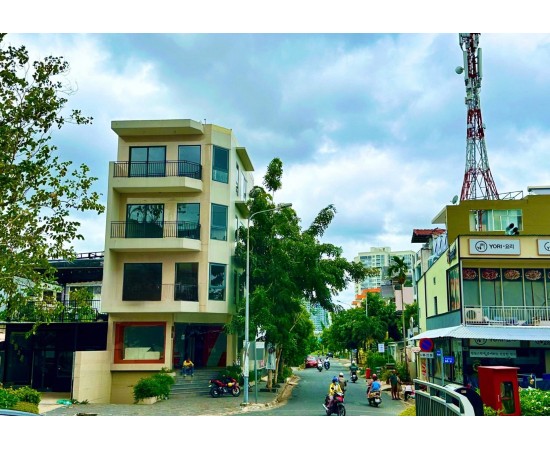 CHO THUÊ NHÀ 2 MT : 70 Đường Số 51, Phường An Phú, Thủ Đức. Giá thuê: 55 triệu/tháng.
