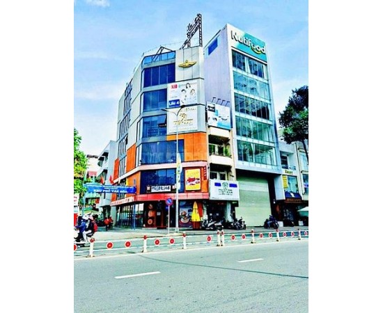 Cho Thuê Nhà GÓC 2 Mặt Tiền 227 Hoàng Diệu, Phường 06, Quận 4, TPHCM. Giá 150 Triệu