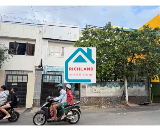 Cho thuê nhà mặt tiền: 18 Hoàng Dư Khương Q.10