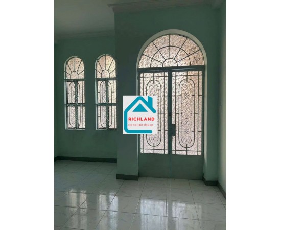 Cho thuê nhà mặt tiền 222 Cộng Hoà, P.12, Q.Tân Bình