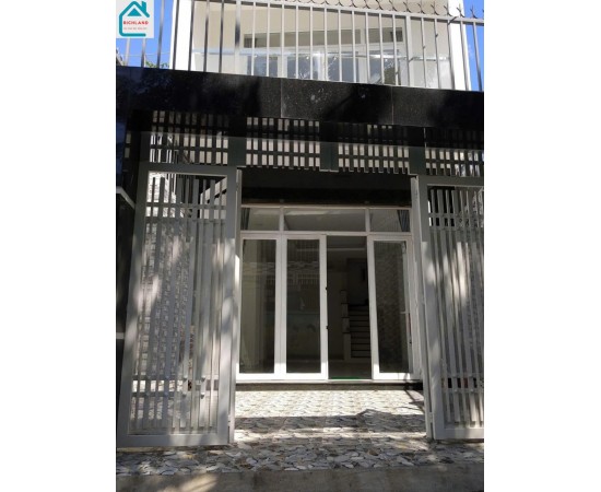 Cho thuê nhà 213- 215 đường 3/2 P.11 Quận 10