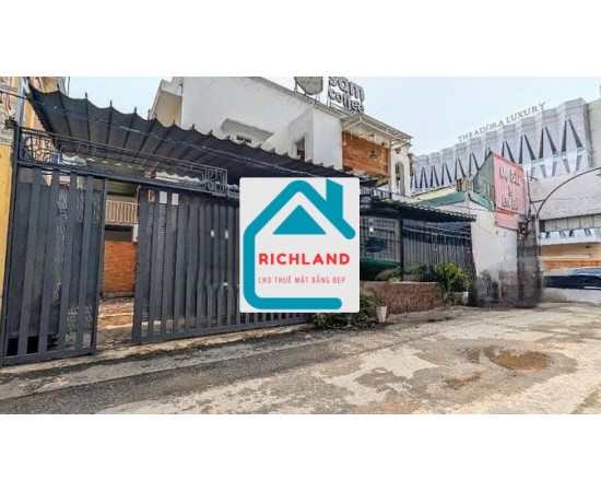 Cho thuê nhà mặt tiền: 191 Hoàng Văn Thụ, P.8, Q.Phú Nhuận