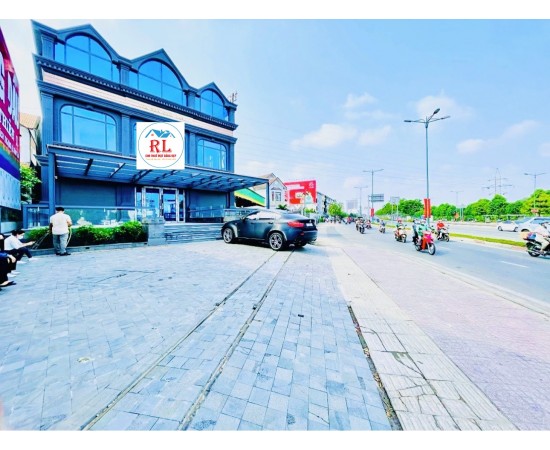 Cho thuê Nhà Mặt Tiền 570 - 572 Phạm Văn Đồng, P.Linh Đông, Q.Thủ Đức. Giá 150 Triệu