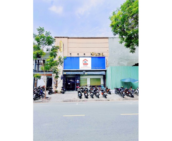 Cho Thuê Nhà: 175B Cao Thắng, Phường 12, Quận 10, TPHCM. Giá 240 Triệu