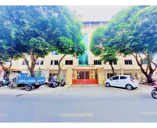 Cho Thuê Biệt Thự 342Bis  Mặt Tiền Nguyễn Trọng Tuyển, Phường 2, Tân Bình-Giá thuê: 22.000$/tháng