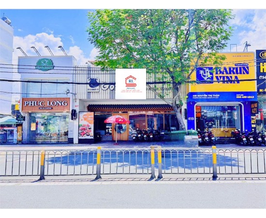 Cho Thuê Nhà Mặt Tiền 417 Nguyễn Thị Thập, Phường Tân Phong, Quận 7, TPHCM. Giá 150 Triệu