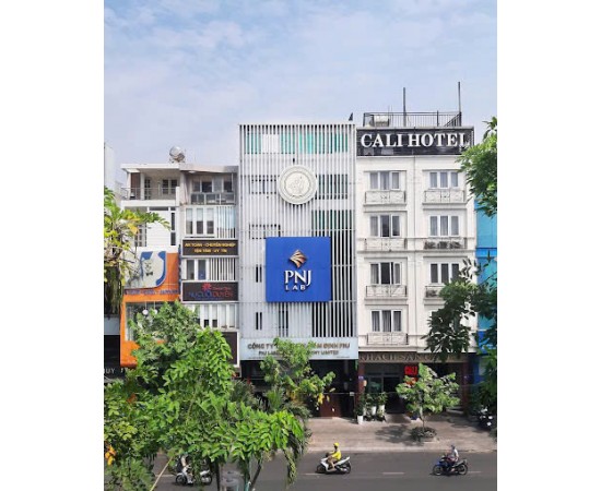 Cho thuê nhà 302-304 Phan Xích Long, Quận Phú Nhuận, Hồ Chí Minh. Giá 190 Triệu