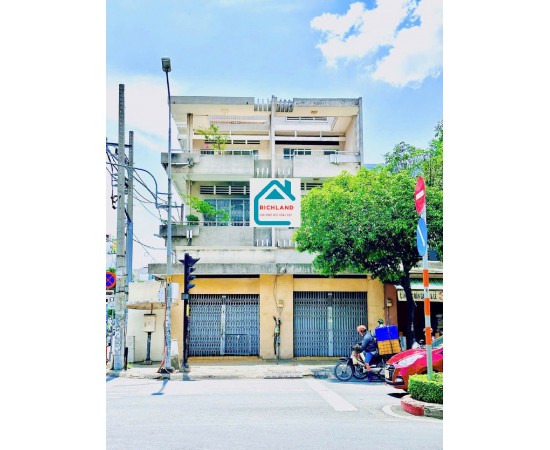 Cho Thuê Nhà GÓC 2MT: 345A-345B Lạc Long Quân + Tống Văn Trân, P5, Q11, TPHCM. Giá 160 Triệu