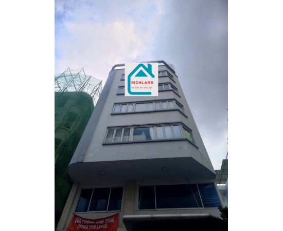 Cho thuê 9-11 Nguyễn Văn Thủ, P.Đa Kao, Quận 1. Giá 220 Triệu