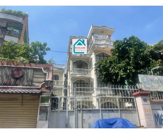 Cho thuê nhà 355 Nguyễn Thượng Hiền, P11, Q10 - Vị trí đắc địa ngay vòng xoay Ngã 6 Dân Chủ.Giá 180 