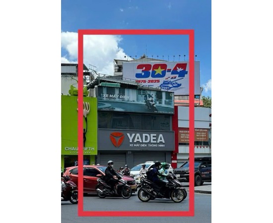 Cho thuê nhà 2 - 2A Cách Mạng Tháng 8 P. Bến Thành. Quận 1. Giá 15.000$