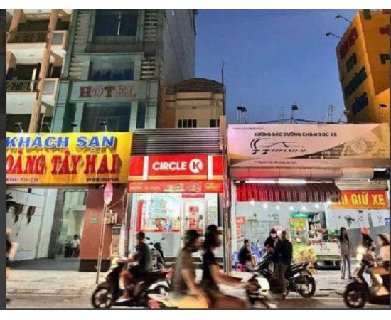 Cho thuê nhà mặt tiền 75 Thành Thái P.14 Q.10. Giá 65 triệu