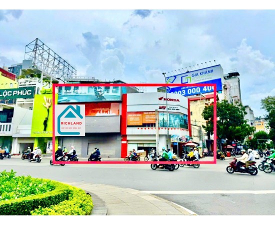 Cho thuê: 2MT 2 CÁCH MẠNG THÁNG 8 + LÝ TỰ TRỌNG, QUẬN 1 – Giá 600 Triệu