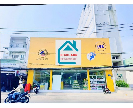Cho thuê Nhà Mặt Tiền 84 Ung Văn Khiêm, Phường 25, Quận Bình Thạnh, TPHCM. Giá 180 Triệu