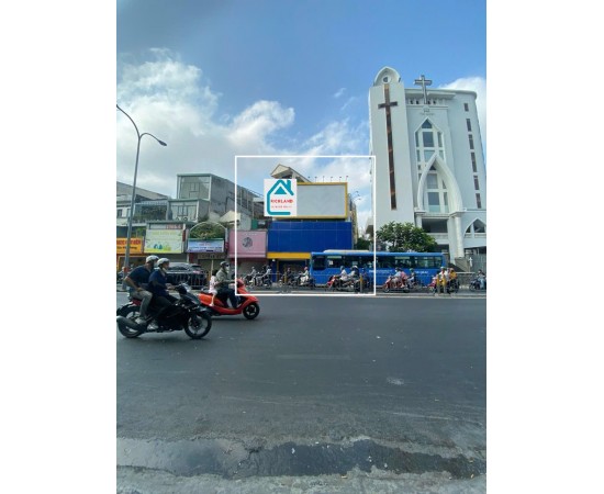 Cho Thuê Nhà GÓC 2MT: 107-107A Phan Đăng Lưu, Phường 7, Quận Phú Nhuận. Giá 120 triệu