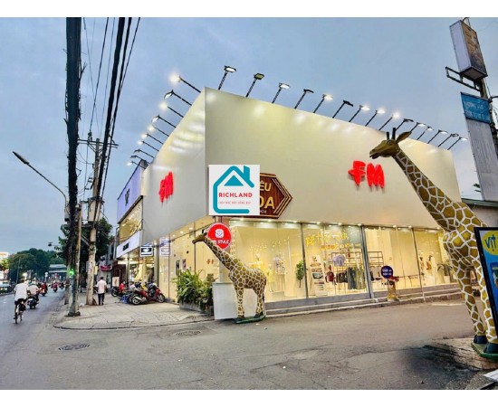 Cho thuê nhà Góc 2 mặt tiền: 645 Quang Trung, P11, Gò Vấp Giá 200 Triệu