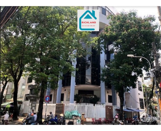 Cho thuê nhà mặt tiền 131 Hòa Hưng Phường 12, Quận 10. Giá 400 Triệu