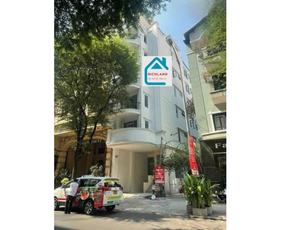 Chính chủ cho thuê 63A Thủ Khoa Huân Quận 1 Nhà góc 3 mặt tiền.- Giá thuê: 150 Triệu/tháng