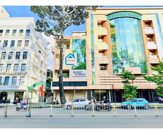 Cho Thuê Nhà GÓC 2MT: 189-191 Trần Hưng Đạo, Phường Cô Giang, Quận 1, TPHCM. Giá 350 Triệu