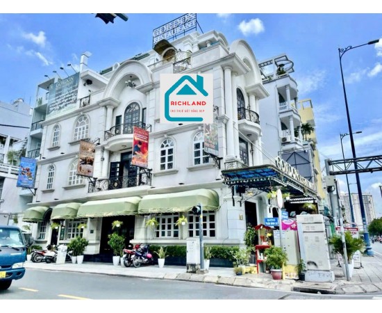 CHO THUÊ NHÀ HÀNG FULL NỘI THẤT GÓC 2MT 454-456 VÕ VĂN KIỆT & TRẦN ĐÌNH XU, P. CÔ GIANG, Q.1. Giá 35