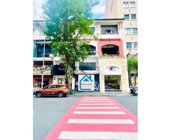 Cho Thuê Nhà Mặt Tiền: 155 Đồng Khởi, Phường Bến Nghé, Quận 1, TPHCM. Giá 280 Triệu