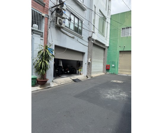 Cho thuê nhà 2 MT trước-sau: 358 Cộng Hoà, phường Tân Bình ( phường 13 cũ) tphcm . Giá 110 Triệu