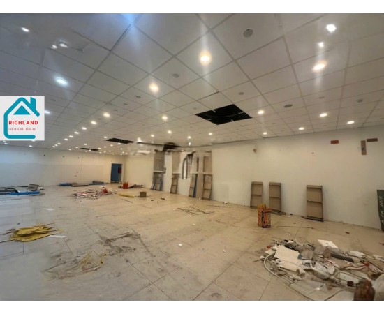 Cho Thuê Nhà 789 Mặt Tiền Quốc Lộ 13 Phường Hiệp Bình Phước Thủ Đức. Giá 120 Triệu