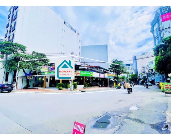 Cho Thuê Nhà GÓC 2MT: B84 Bạch Đằng, Phường 02, Quận Tân Bình, TPHCM. Giá 130 Triệu