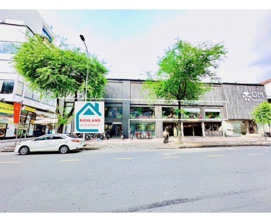 Cho Thuê Nhà GÓC 2MT: 848 Sư Vạn Hạnh, Phường 12, Quận 10, TPHCM. Giá 220 Triệu