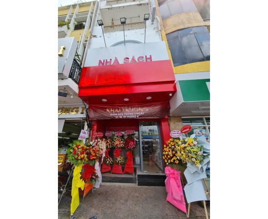 Chính chủ cho thuê nhà mặt tiền 270 Lê Văn Sỹ, Phường 14, Quận 3. Giá 70 triệu