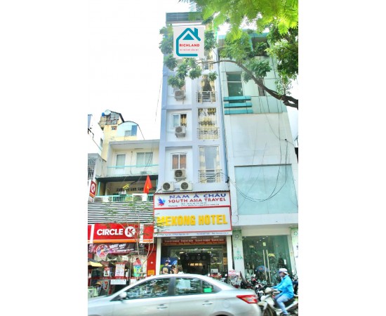  CHO THUÊ KHÁCH SẠN MẶT TIỀN 203 PHẠM NGŨ LÃO, QUẬN 1.Giá thuê: 6.000 USD/tháng