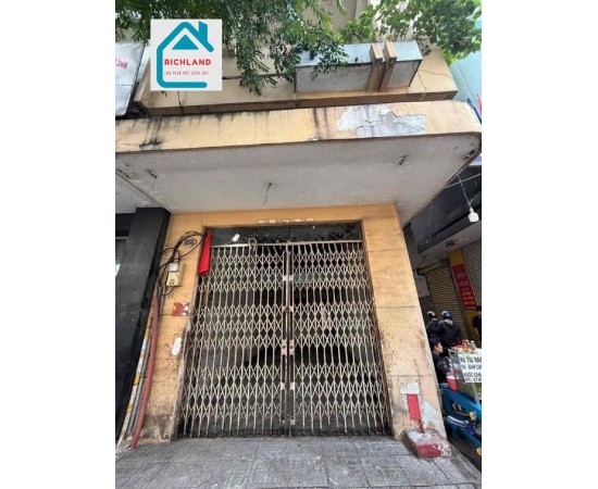 Cho thuê nhà 88 Trần Bình Trọng, P.1, Q.5. Giá 100 triệu