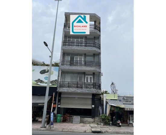 Cho thuê nhà mặt tiền 1502 Đường 3/2 P.1, Quận 11+Giá thuê: 90 triệu