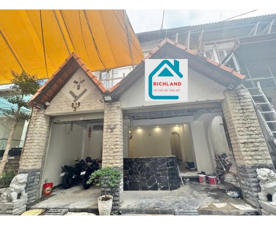Cho thuê nhà 216/3 Điện Biên Phủ, P.Võ Thị Sáu, Q.3. Giá 125 triệu