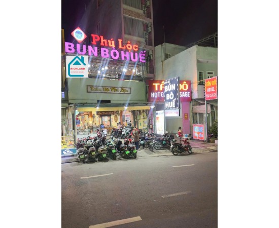 Cho thuê nhà mặt tiền: 672 Lê Trọng Tấn, P.Bình Hưng Hòa, Quận Bình Tân. Giá 40 Triệu