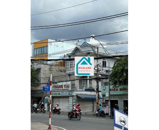 Cho thuê nhà Góc 2 mặt tiền 139 Đặng Văn Bi, Quận Thủ Đức. Giá 96 triệu