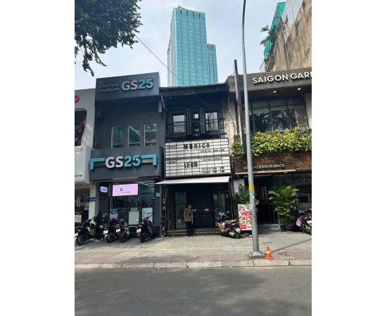 Cho thuê nhà mặt tiền 112 Hồ Tùng Mậu Quận 1. Giá 8.000$