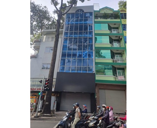 Cho thuê nhà Mặt Tiền 95 Nguyễn Trãi, P.5, Quận 5. Giá 90 triệu