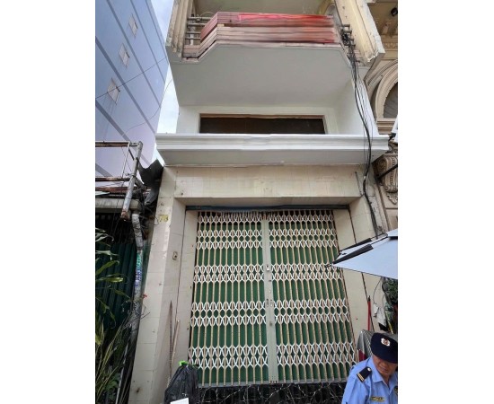 Cho thuê nhà mặt tiền 178 Võ Văn Tần, Phường 5, Quận 3. Giá 55 triệu