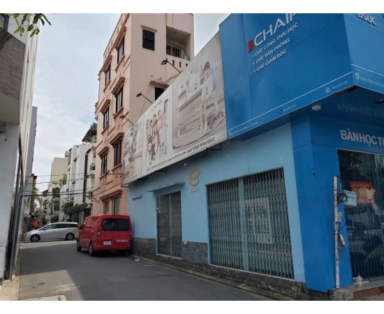 Cho thuê Nhà mặt tiền : 356 Cộng Hòa, Phường 13, Quận Tân Bình. Giá thuê : 30 triệu/ tháng.