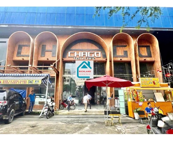 Cho thuê Nhà mặt tiền : 816 Sư Vạn Hạnh, Quận 10. Giá thuê : 9.500 USD/tháng