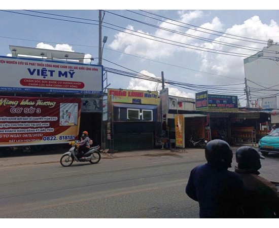 Cho thuê Nhà mặt tiền : 427-429 Hương Lộ 3,  Quận Bình Tân. Giá thuê : 70 triệu/tháng