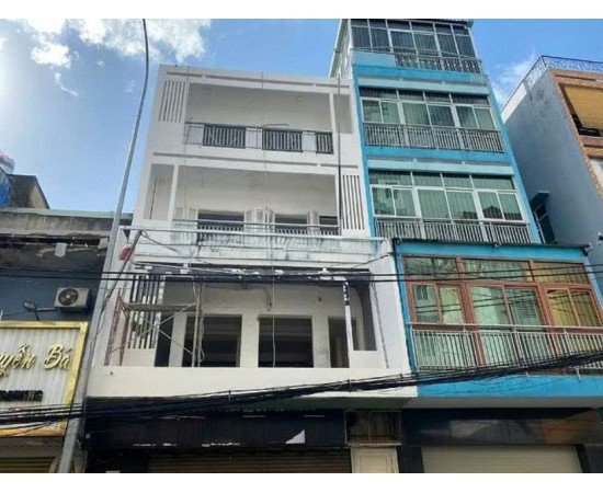 Cho thuê Nhà mặt tiền : 231 Phạm Văn Hai, Phường 3, Quận Tân Bình. Giá  thuê : 60 triệu/tháng