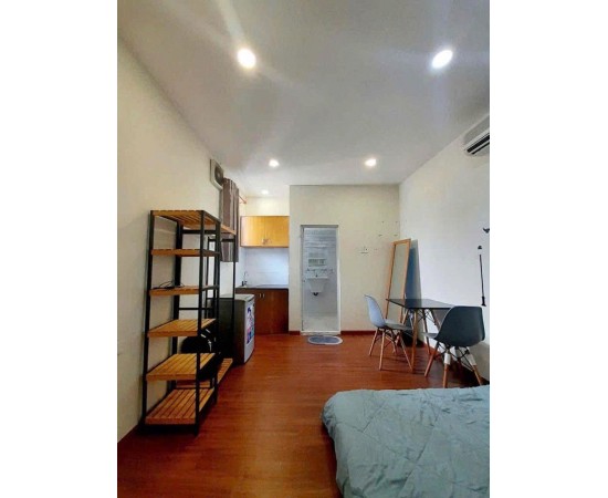 Cho thuê Nhà : 305/5 Nam Kỳ Khởi Nghĩa, Quận 3. Giá thuê : 75 triệu/tháng