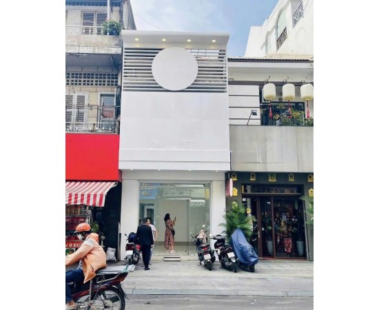 Cho thuê Nhà mặt tiền : 20 Nguyễn Hữu Cầu, Quận 1. Giá Thuê : 65 Triệu/tháng