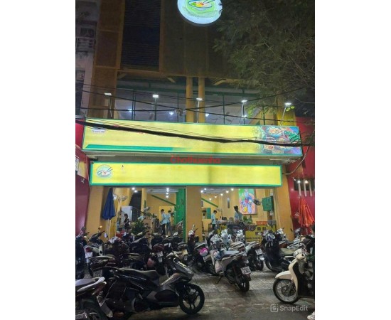 Cho thuê Nhà mặt tiền : 799 Cách Mạng Tháng 8, Quận Tân Bình. Giá thuê : 50 triệu/tháng